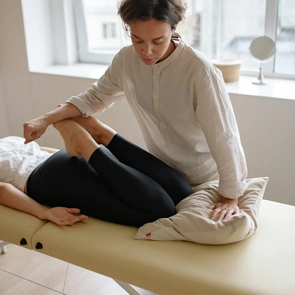 Assisted Stretching Therapy | Maryam Aquatics & Bodyworks